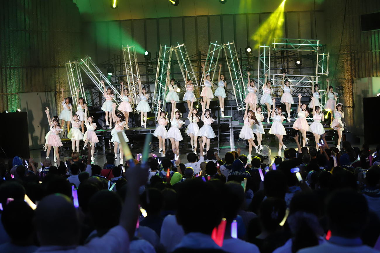 東京・日比谷野外大音楽堂で単独ライブ「This Is NMB48 2024」を開催したNMB48