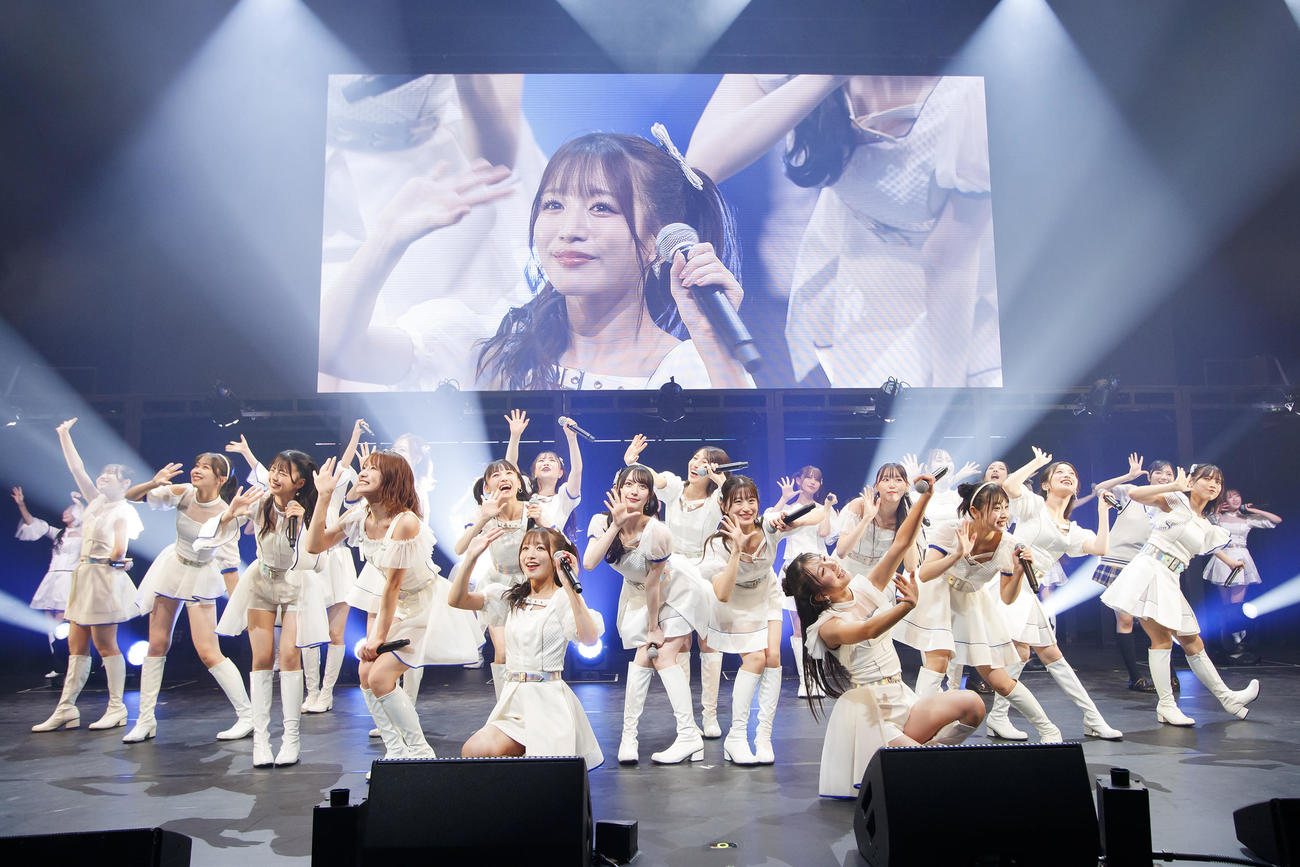 14周年ライブ初日公演を行ったNMB48（C）NMB48