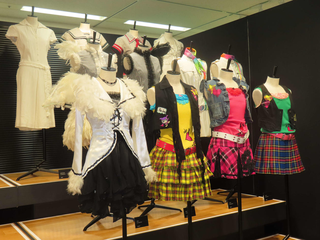 「AKB48　劇場大衣装展～Re：Start～」展示