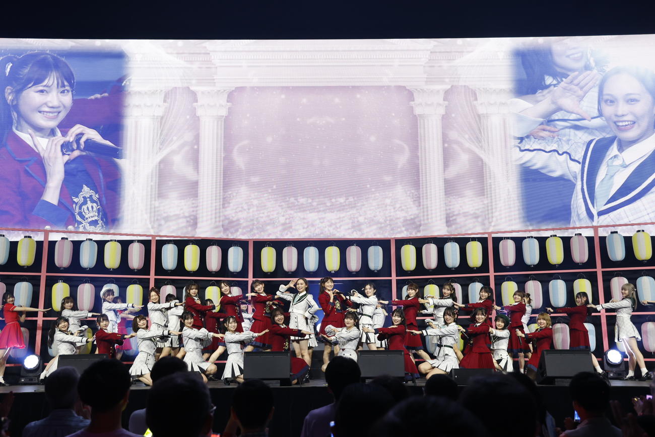 「Boosty　ファンまつり2024」で合同ライブを行ったHKT48とNGT48（C）Boosty