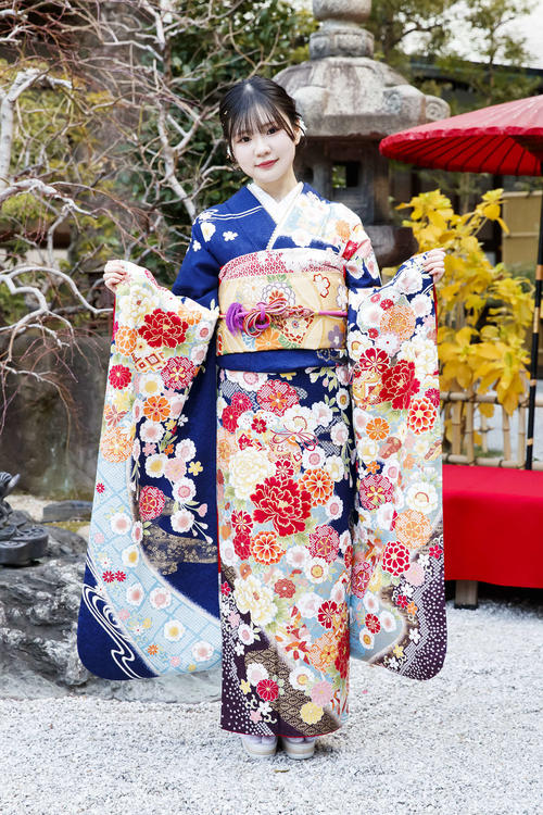 成人式を迎えたNMB48内田愛彩（C）NMB48