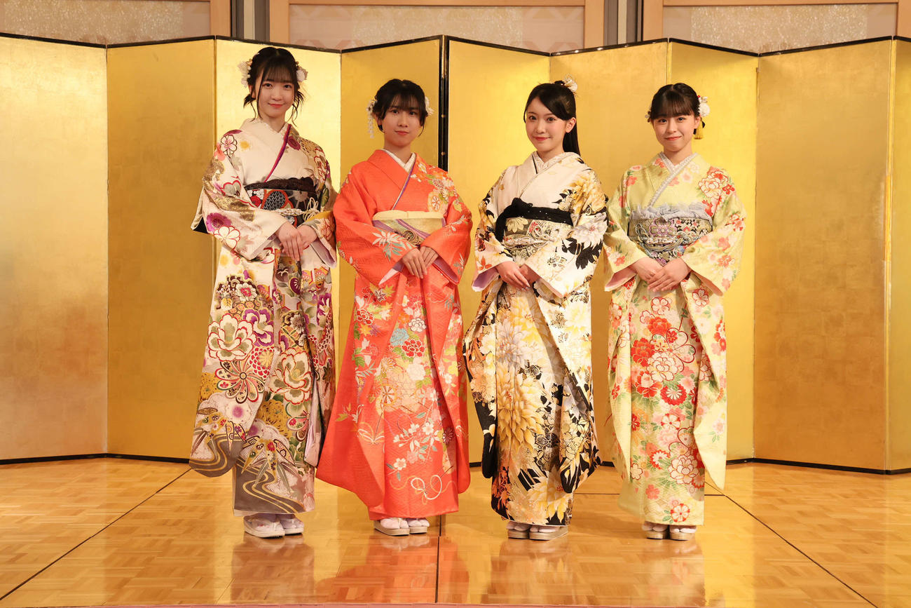 「SKE48　二十歳のつどい」に参加した、左からSKE48奥野心羽、澤田奏音、篠原京香、倉本羽菜（C）2025 Zest，　Inc．／衣装協力：株式会社清水屋