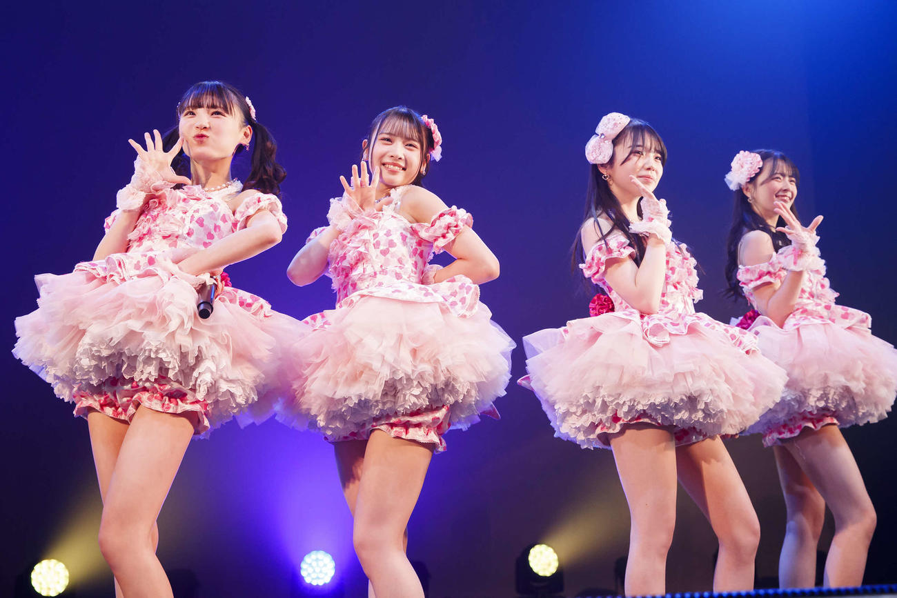 「NMB48　冬の大文化祭2025“難波祭”」に出演しためるみみ、左から）新澤菜央、芳賀礼、永田楓花、桜田彩叶（C）NMB48