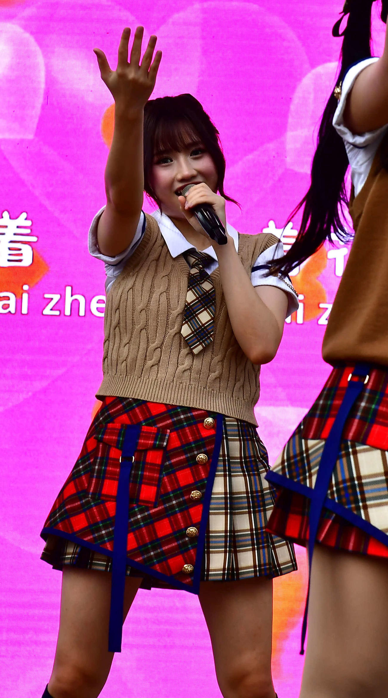 グループ初の主催ファンイベントでパフォーマンスするKLP48のキャプテンのイーシャン（撮影・松尾幸之介）