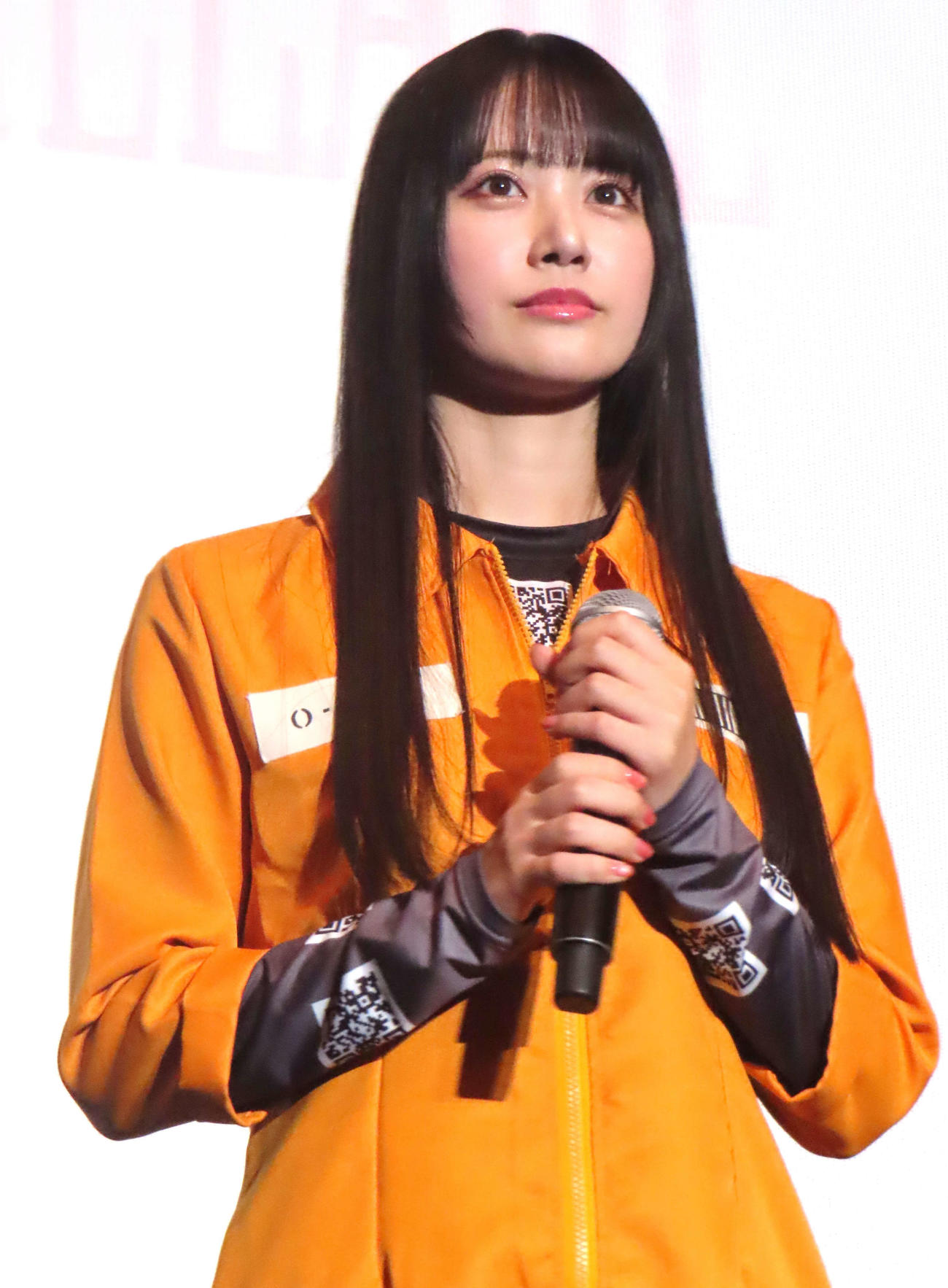映画「鬼ベラシ」初日舞台あいさつに登壇したSTU48中村舞
