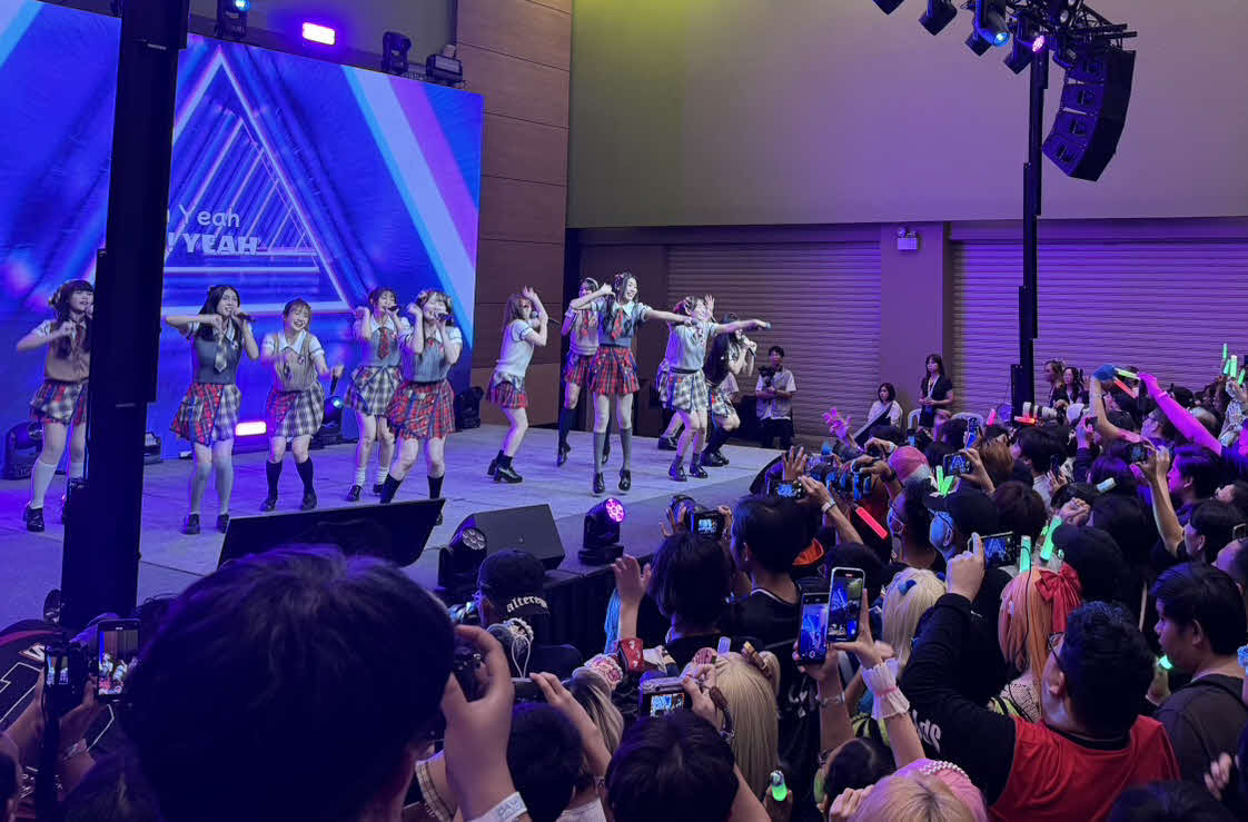 クアラルンプールで行われたアニメ・コミック・ゲームなどの日本文化を体験できる展示会イベント「Nijigen Expо」に出演したKLP48