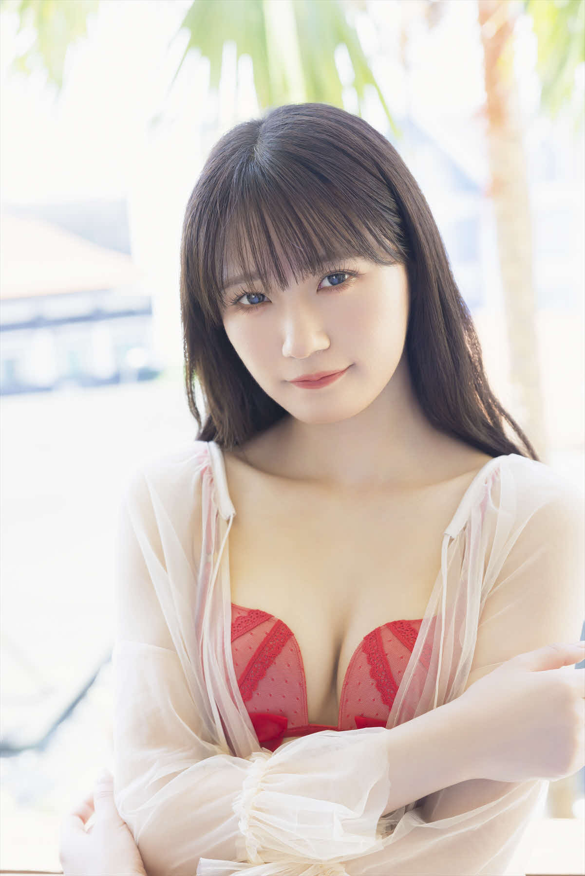 SKE48中野愛理の初写真集「可愛いと言って欲しい」表紙カット（C）KADOKAWA　（C）Zest，Inc．PHOTO／田中智久
