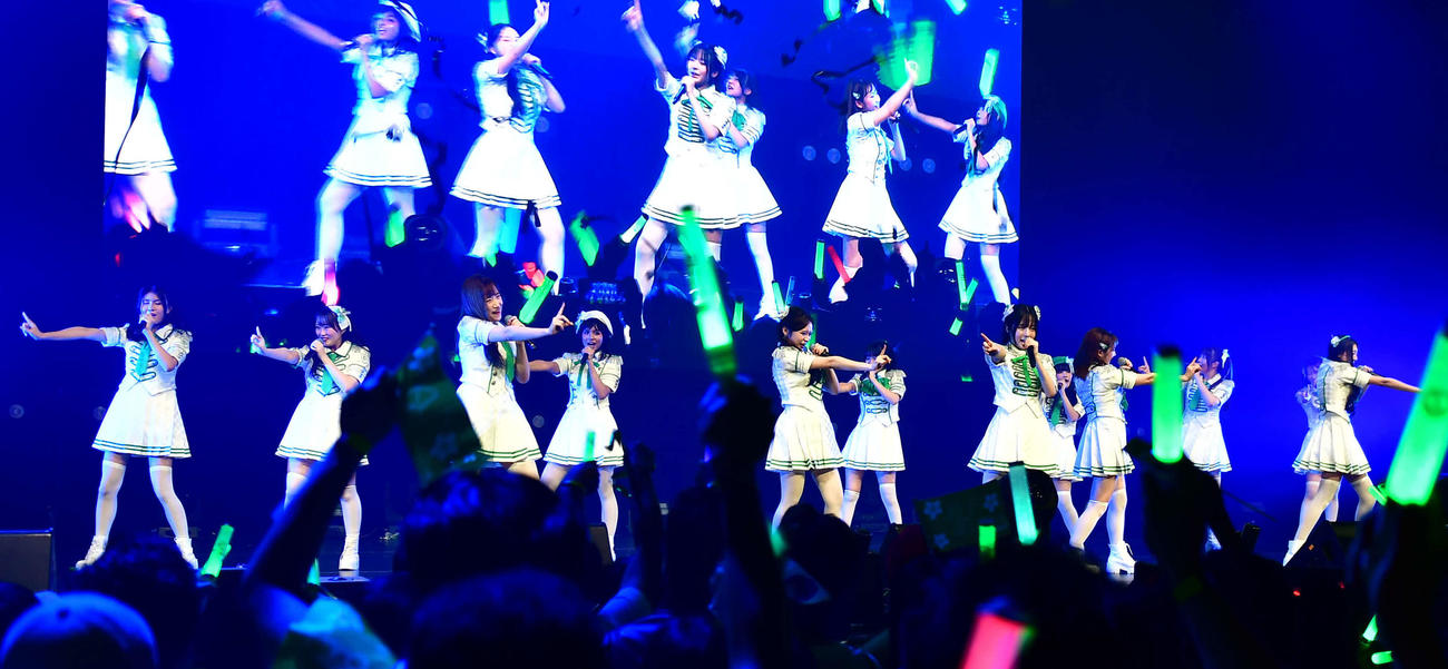 デビュー1周年記念公演を行ったKLP48
