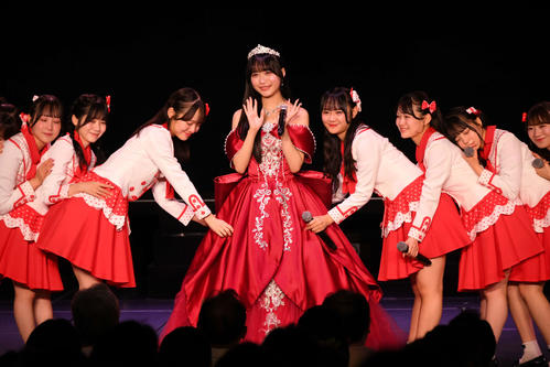 NGT48 シアターくじ 東京流通センター 特賞 直筆サイン入り 鈴木凛々花 202510250001735-w500_0.jpg
