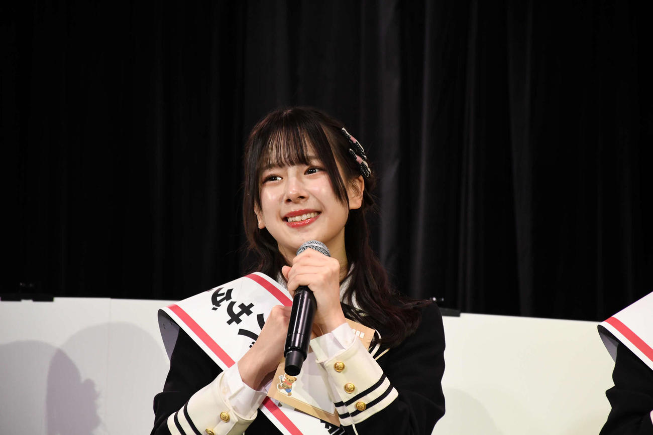 手紙文化振興アンバサダーに就任したNMB48青原優花（撮影・阪口孝志）