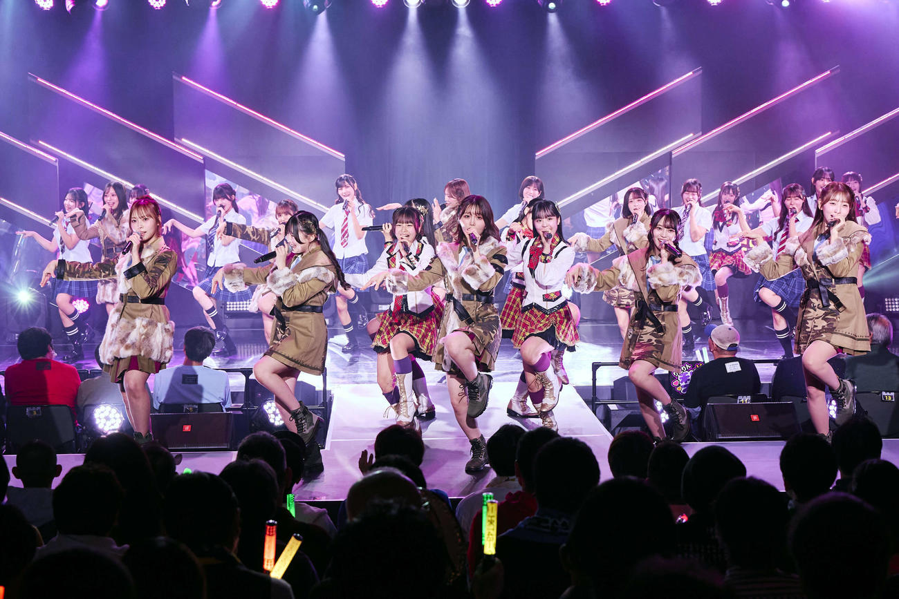 14周年記念公演を行ったHKT48（（C）Mercury）