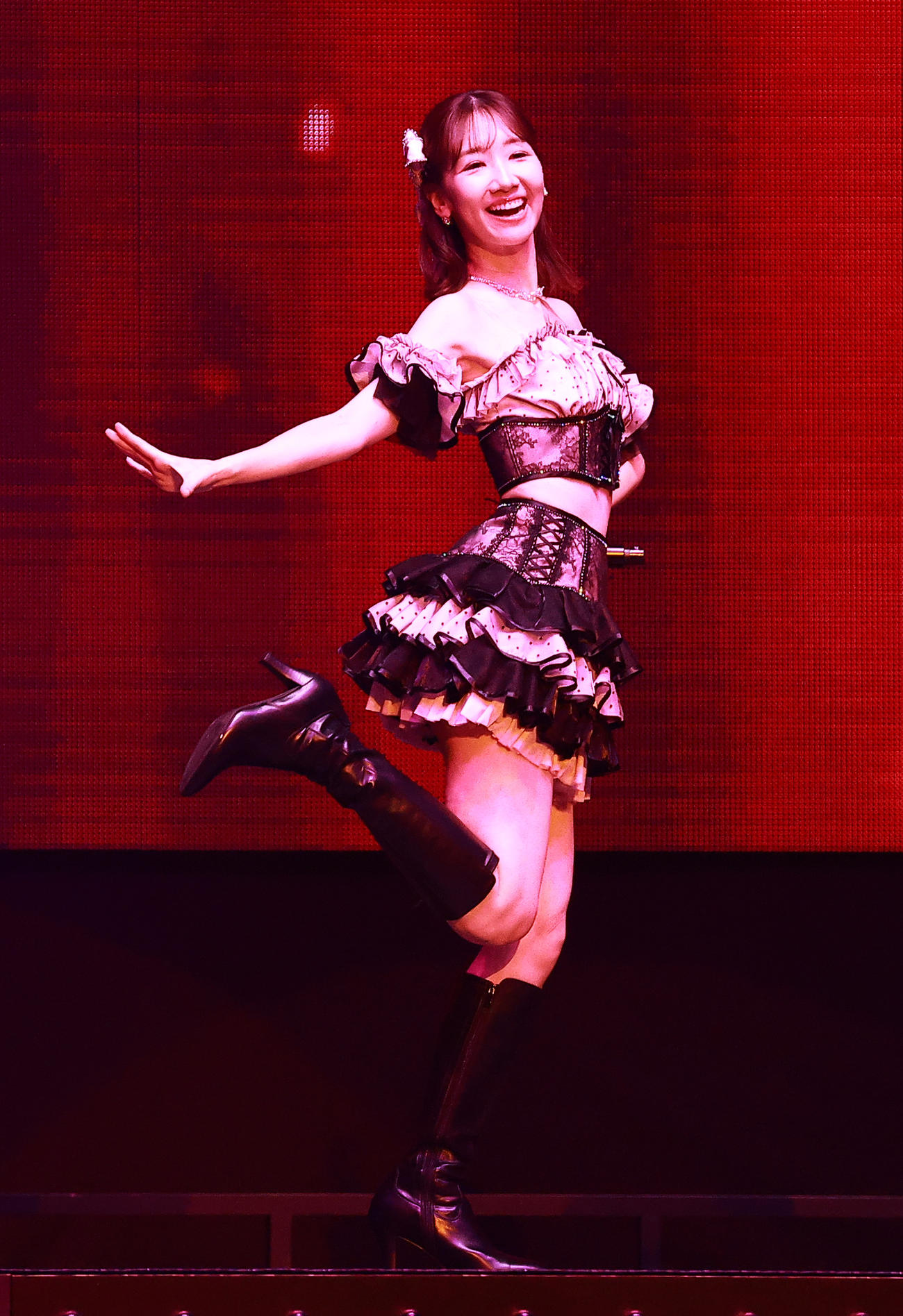 20周年記念コンサートで盛り上がる元AKB48の柏木由紀（撮影・中島郁夫）