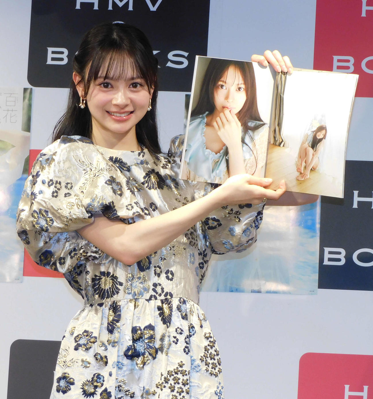 「百花ずかん。」発売記念会見を行ったAKB48伊藤百花（撮影・寺本吏輝）