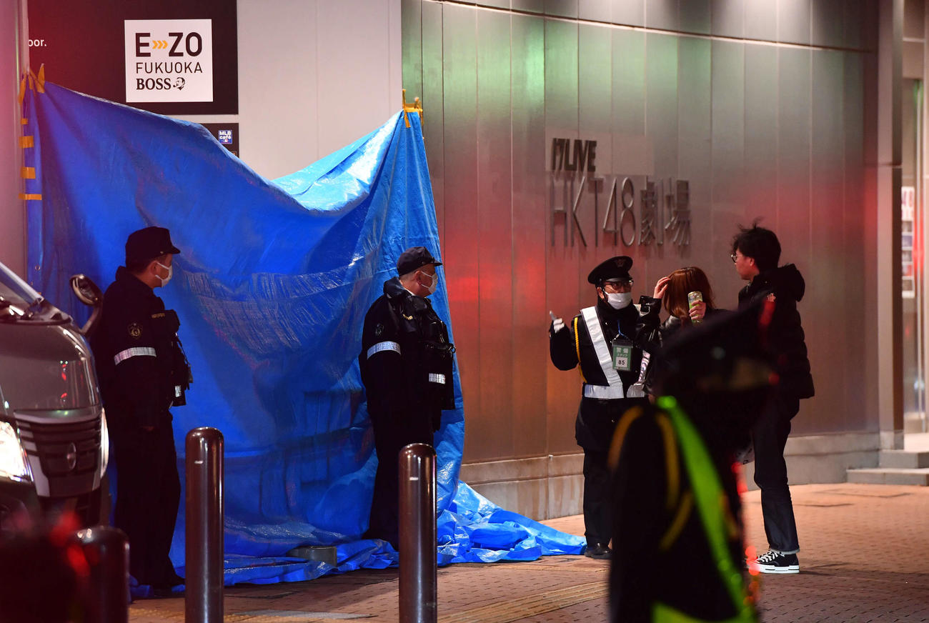 刺傷事件が起きた福岡市中央区の現場（撮影・岩下翔太）