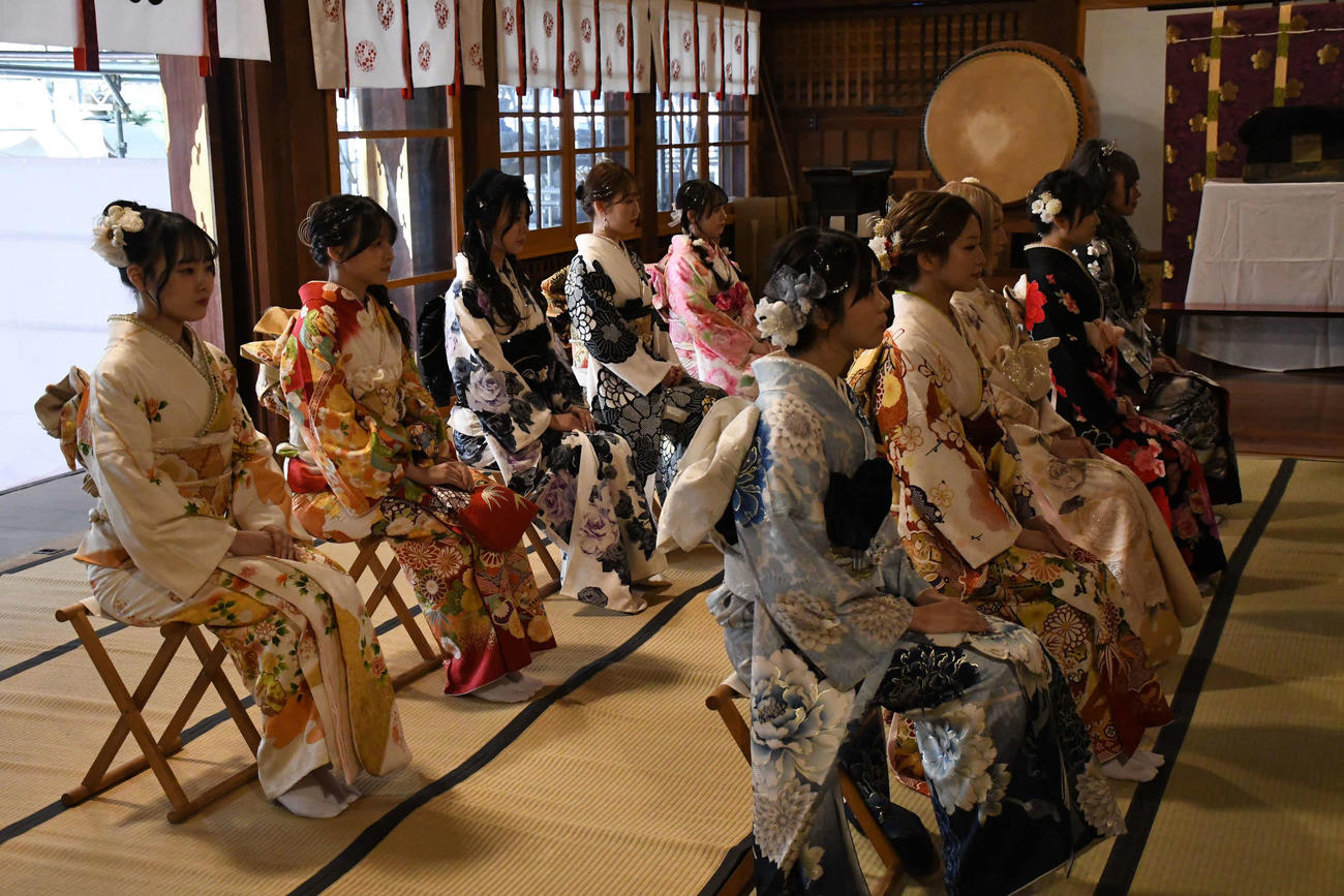 成人式を迎えたNMB48メンバー（撮影・阪口孝志）