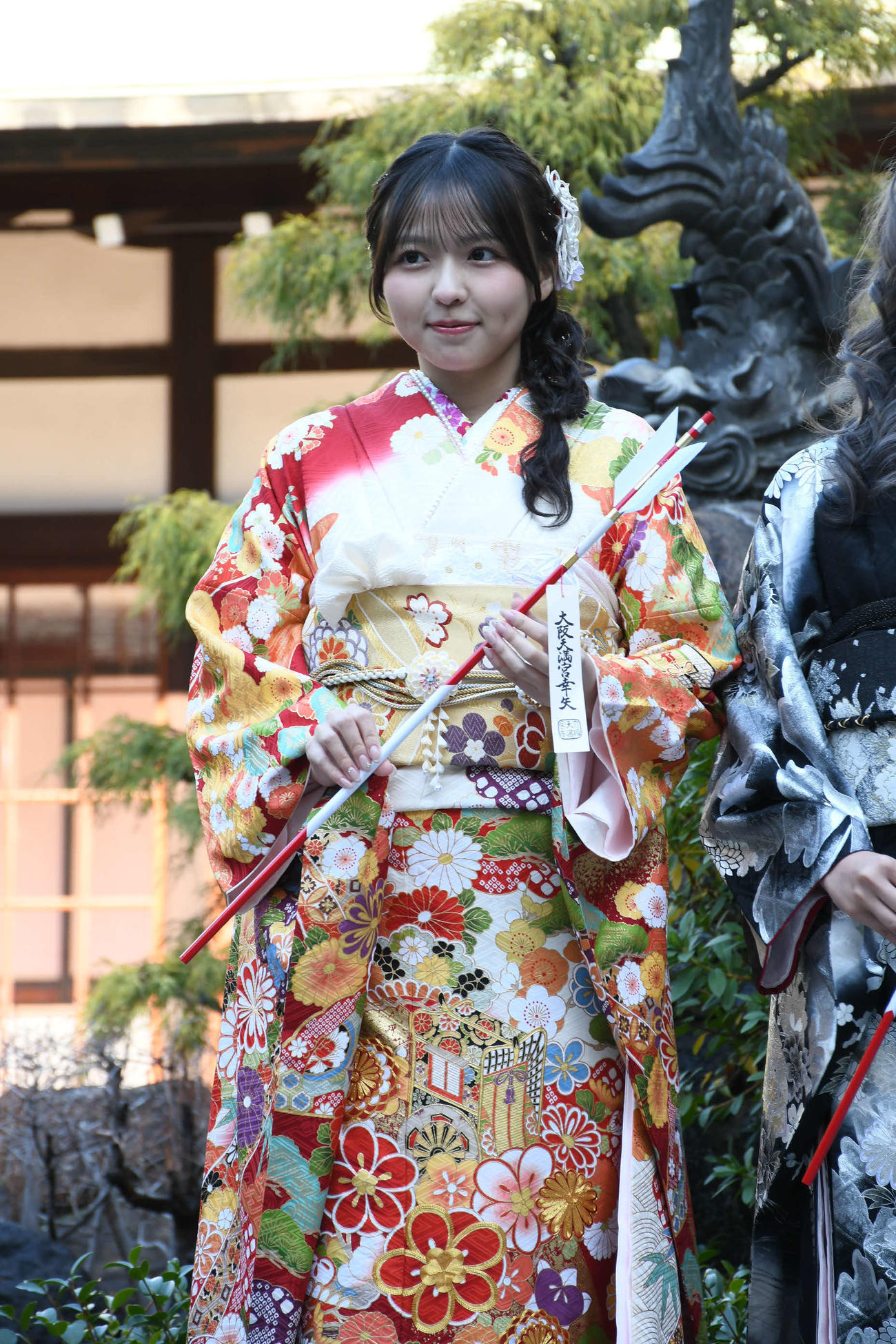 成人式を迎えたNMB48西由真（撮影・阪口孝志）