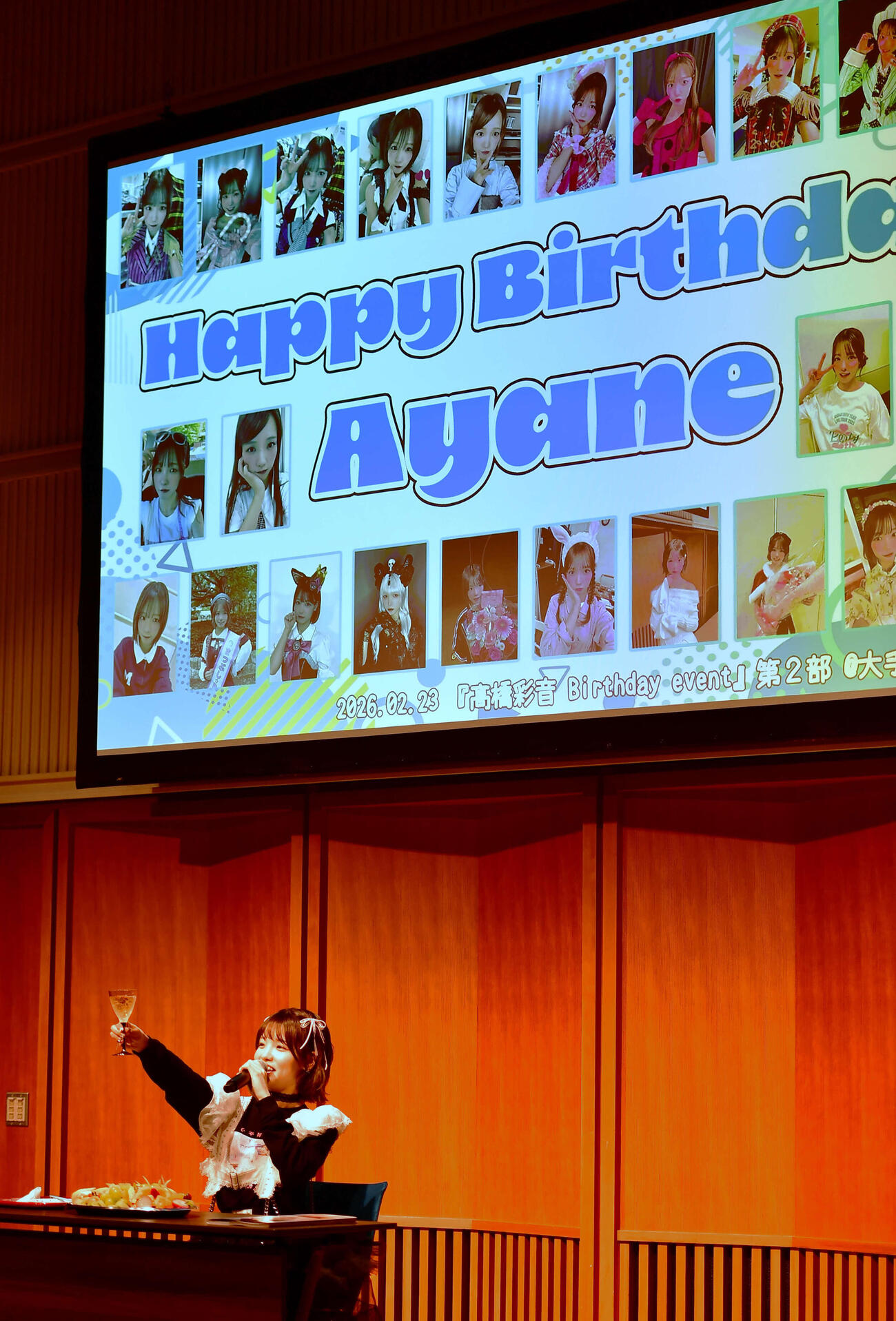 28歳の誕生日記念イベントで乾杯するAKB48の髙橋彩音（撮影・松尾幸之介）