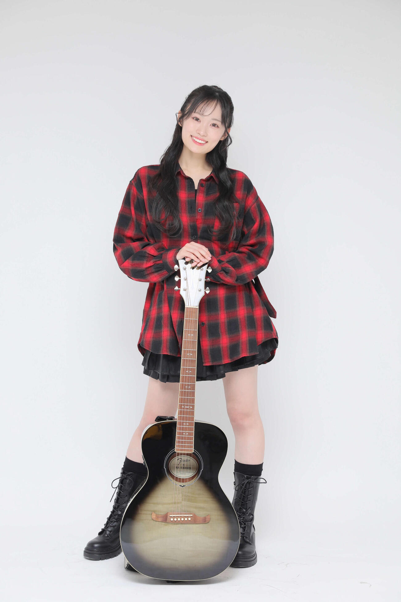 初の弾き語りライブが決定した奥本カイリ（C）AKB48