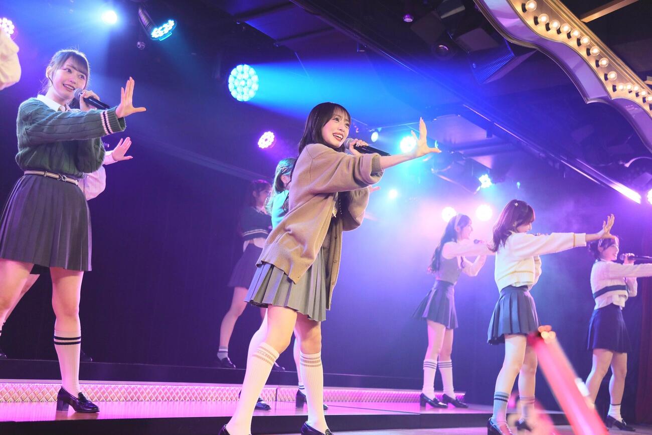 卒業公演を行った向井地美音