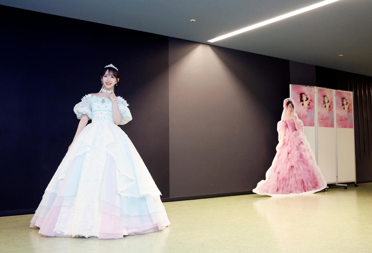 STU48石田千穂卒業コンサート　終了後、囲み取材でフォトセッションを行った石田千穂（撮影・山本朝陽）