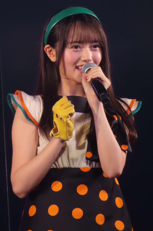 AKB48花田藍衣がグループ初の契約解除、所属事務所が発表「特定の