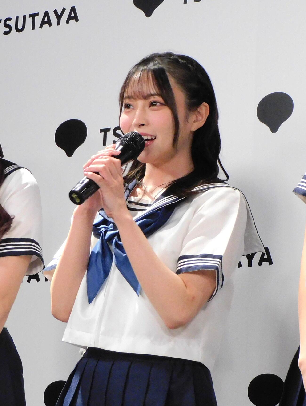 「HKT48 15th ANNIVERSARY BOOK　青春謳歌！」に登壇した竹本くるみ