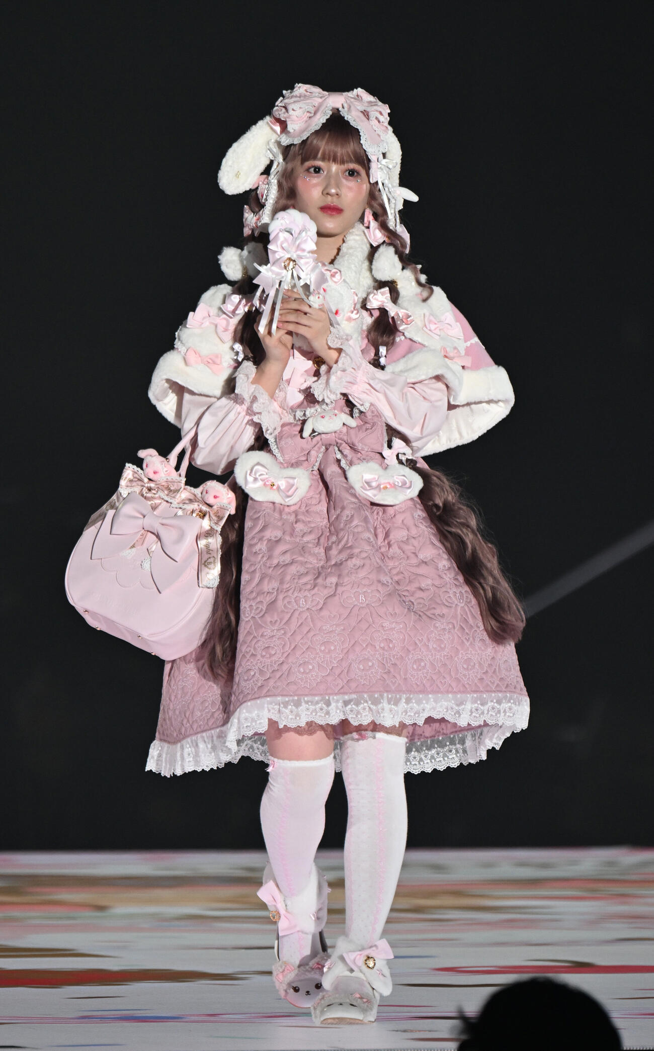 関西コレクションに登場するAKB48の八木愛月（撮影・和賀正仁）