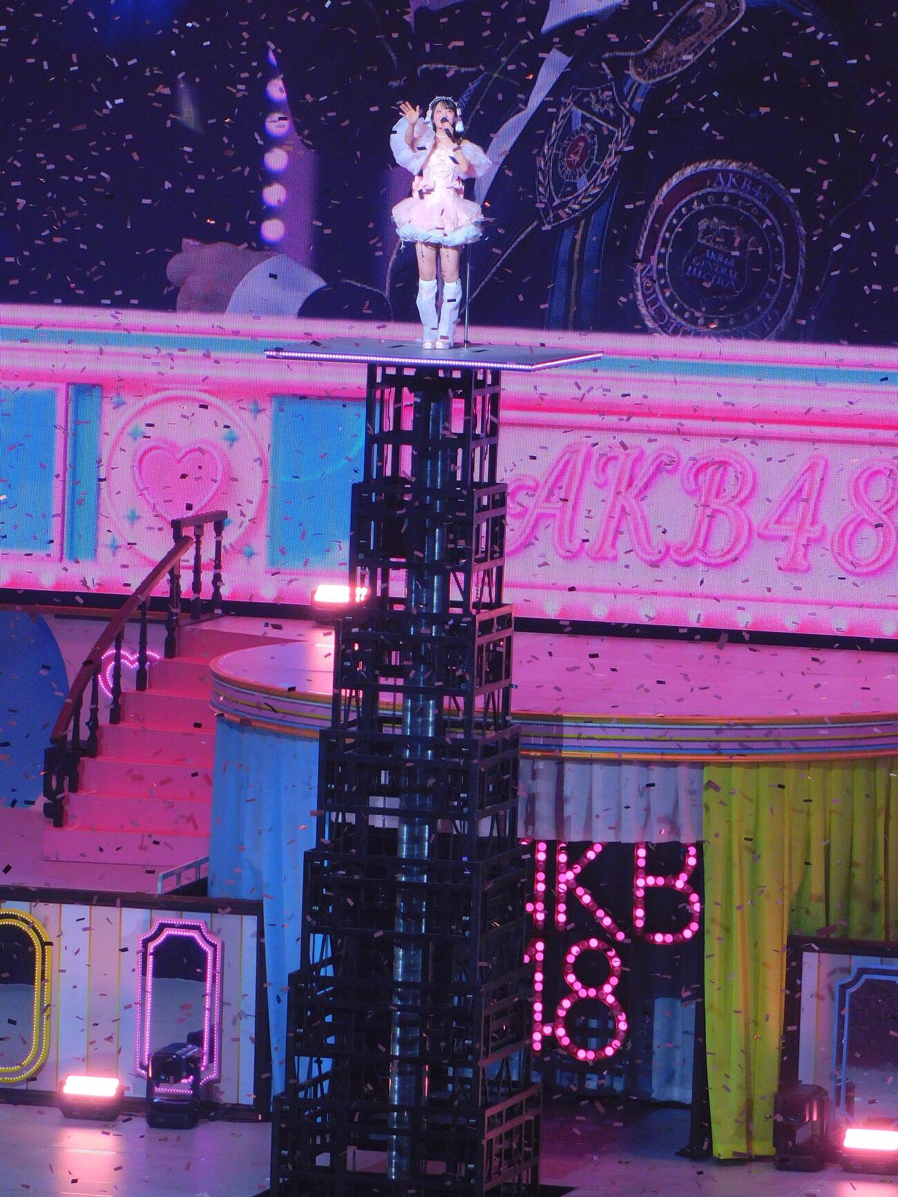 「推しが『好きish』コンサート」を盛り上げるAKB48佐藤綺星（撮影・寺本吏輝）