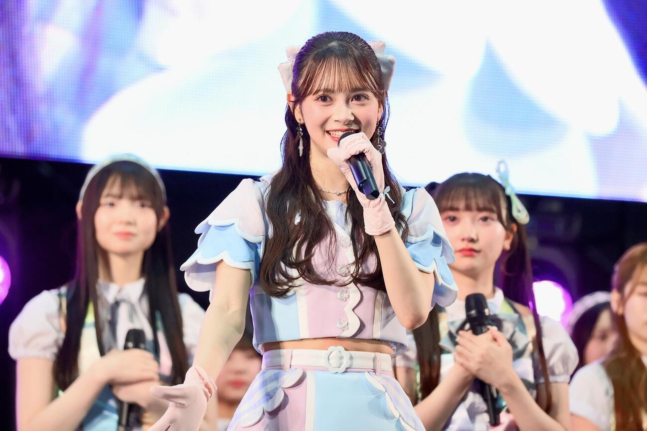 3作連続でセンターを務めることが決まったAKB48伊藤百花（C）AKB48