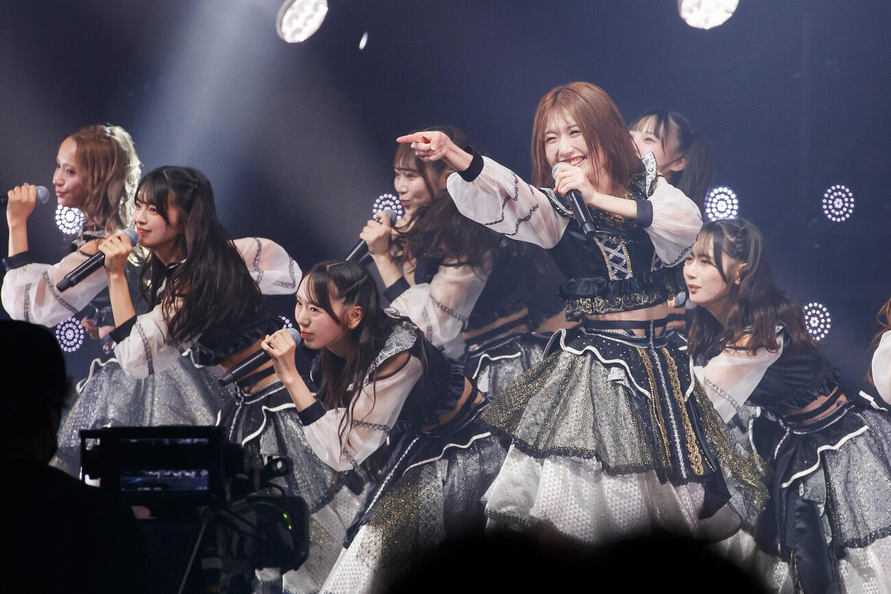 「NMB48　16th　Anniversary　LIVE　GO　TO　城」を開催したNMB48（C）NMB48