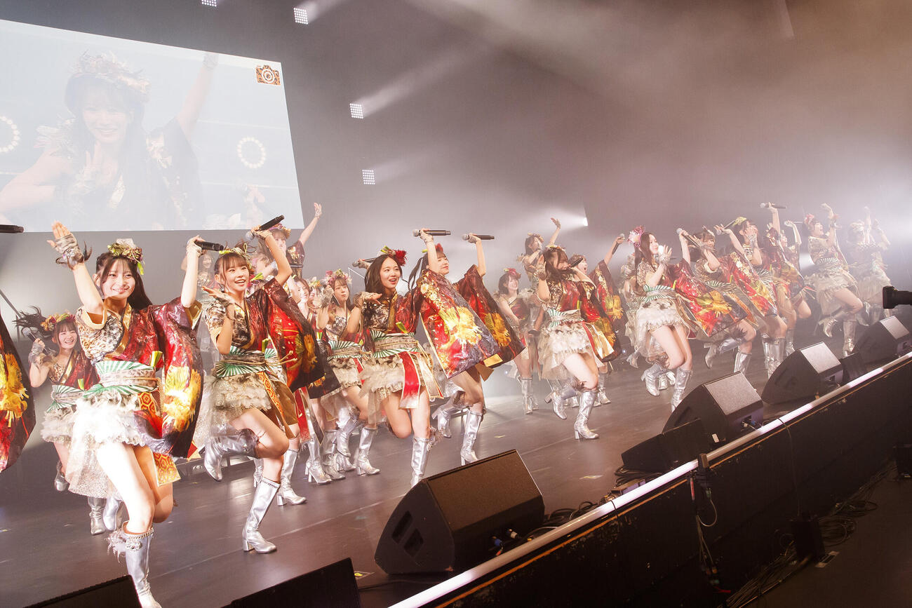「NMB48　16th　Anniversary　LIVE　GO　TO　城」を開催したNMB48（C）NMB48