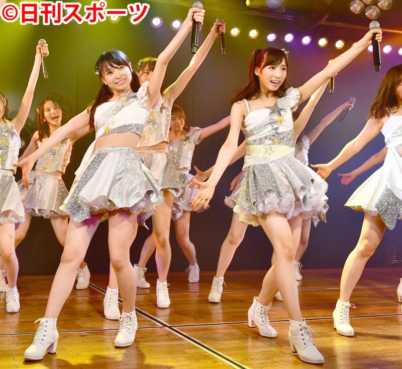 【最終値下】AKB48 小栗有以 久保怜音 直筆サイン入りジャケット AKB次世代の顔に小栗有以＆久保怜音「さとゆい」 - AKB48