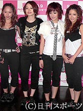 イベントに参加した、左からソニン、ｈｉｒｏ、平山あや、サエコ