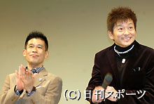 「第２回たいとう映画祭」で舞台あいさつした哀川翔（右）と柳沢慎吾
