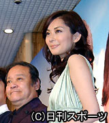 「椿山課長の七日間」に主演した伊東美咲と西田敏行（撮影・瀬津真也）