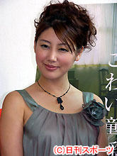ホラー映画「こわい童謡」の試写会に出席した安めぐみ（撮影・近藤由美子）