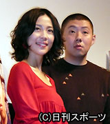 映画の舞台あいさつを行った木村佳乃（左）と荒川良々（撮影・近藤由美子）