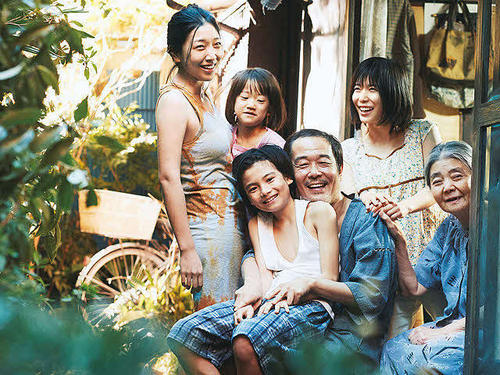 「万引き家族」の1場面 (C)2018フジテレビジョン ギャガ AOI Pro.