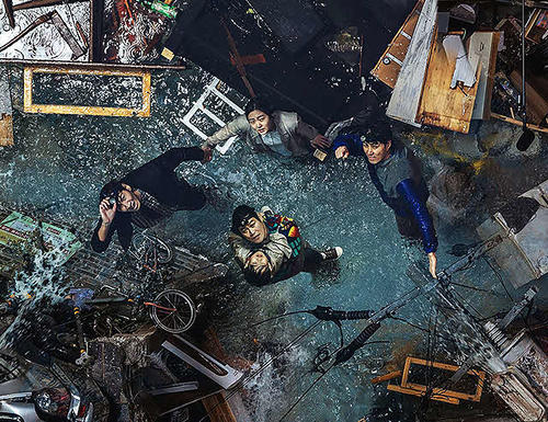 (C)2021 SHOWBOX AND THE TOWER PICTURES, INC. ALL RIGHTS RESERVED