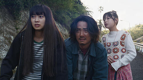 家族で楽しめる「透明人間」ロードムービー　「見えない娘　THE INVSIBLES」