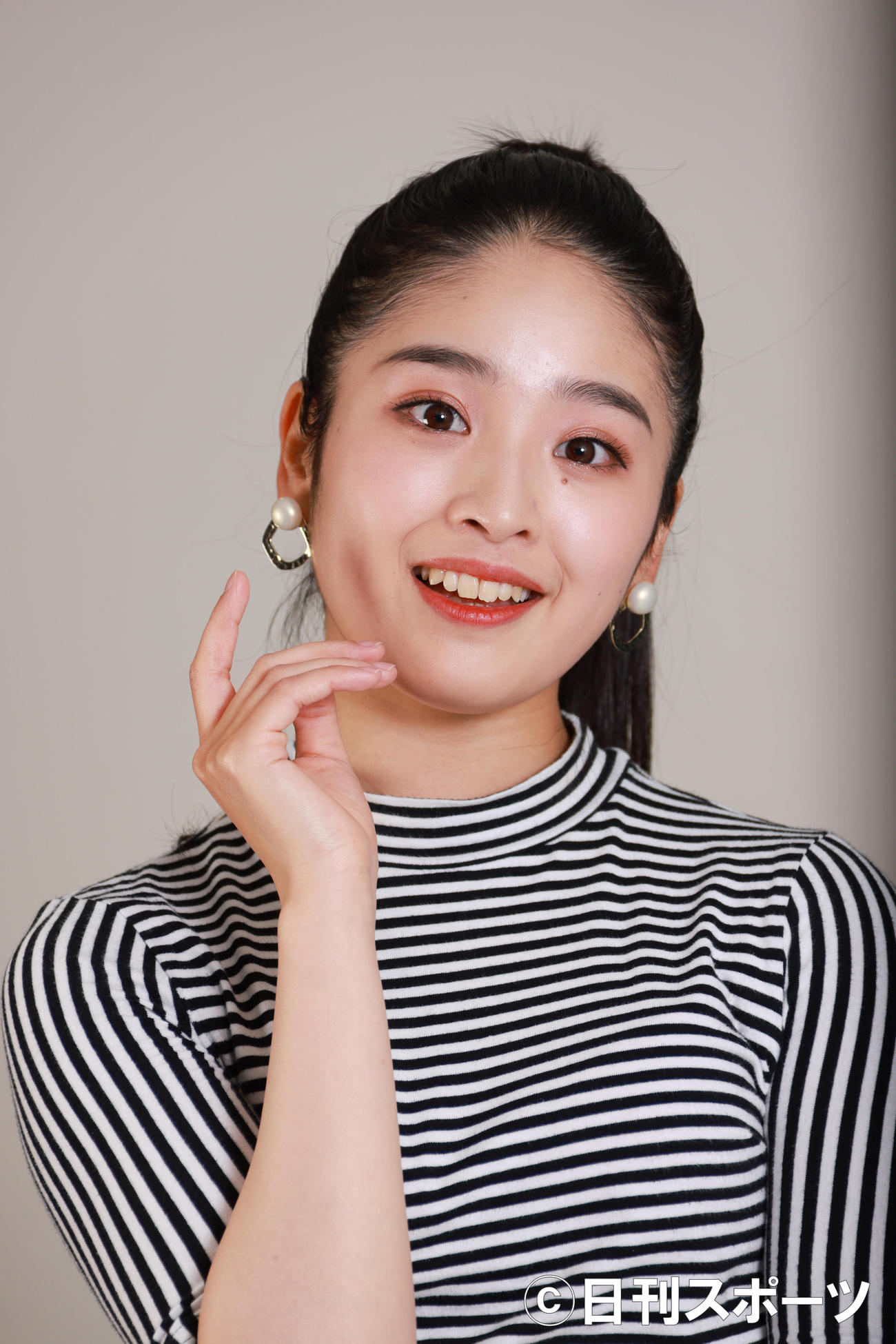 超スリムボディの佐竹桃華だが、ご褒美は「お肉がいい」とか（撮影・中島郁夫）