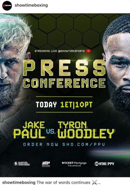 タイロン・ウッドリーに判定勝ちした一戦が収入増につながったジェイク・ポール(左)