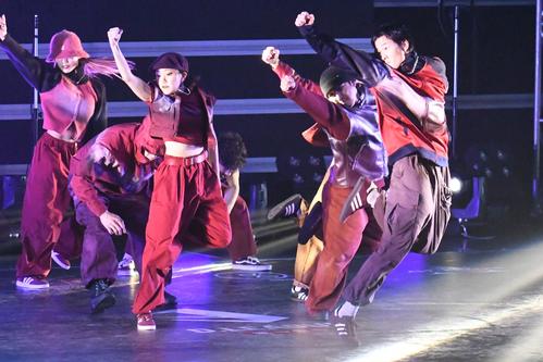 KOSÉ 8ROCKSは随所に各チームの照明や音楽を参考にして今季2勝目を挙げた