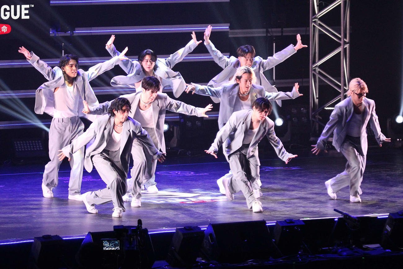 avex ROYALBRATS