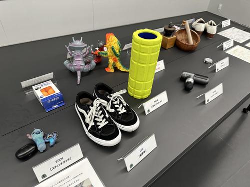 メンバーの私物も展示