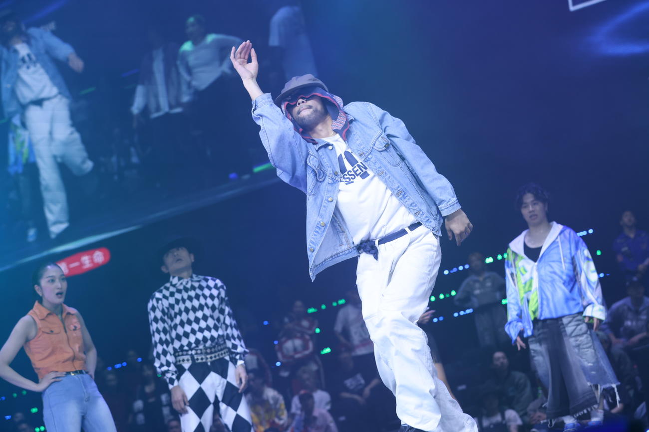 3ed CYPHERで音に身を任せるDYM MESSENGERSのTakuya　（C）D.LEAGUE24－25