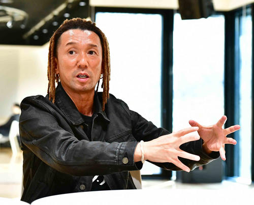 ダンスの魅力を語るBOBBY