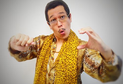 「PPAP-2020-」動画が世界に拡散しているピコ太郎