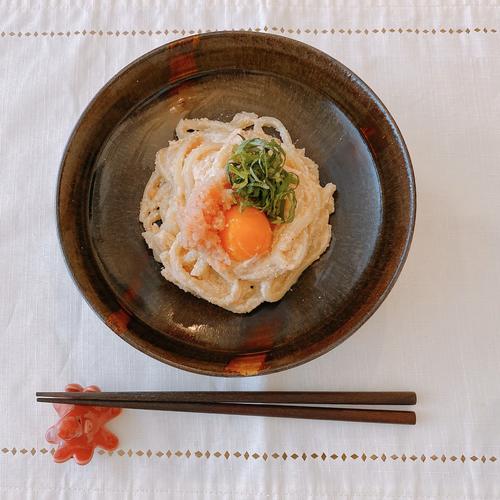 ◆明太うどん フライパンでバターを溶かしたらめんたいこ、牛乳、白だしをグツグツさせてうどんを入れる!