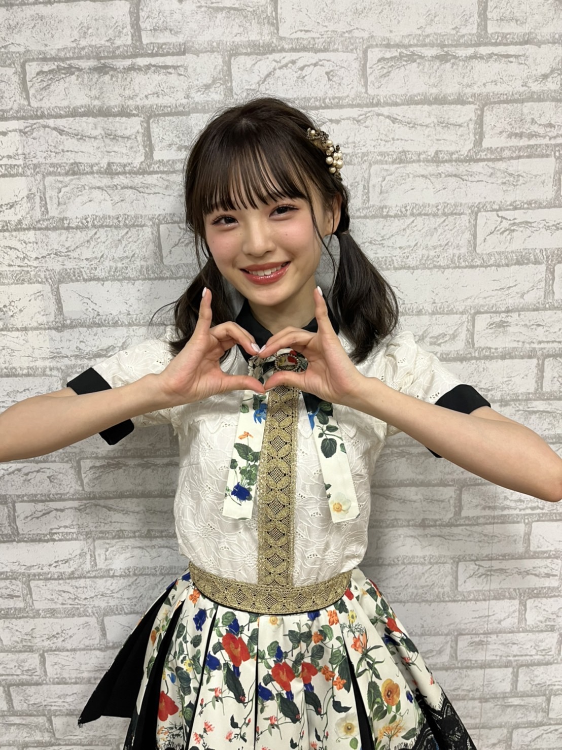 新澤菜央は女性にあこがれられるアイドルを目指す